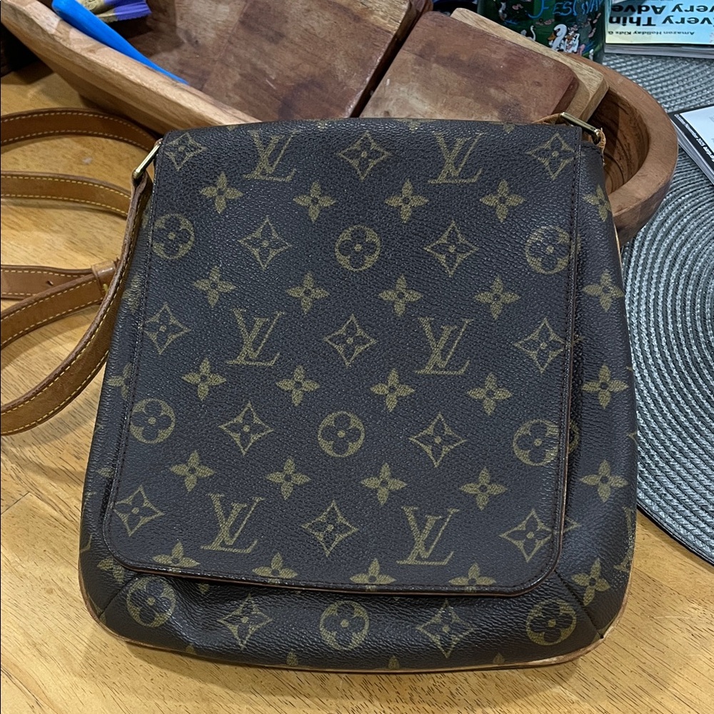Louis Vuitton Brown Monogram crossbody Messenger Bag